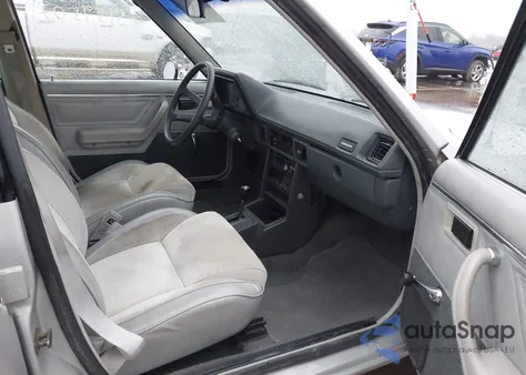 1988 Plymouth Horizon Expo from USA, damaged, VIN 1P3BM18D1JY137736